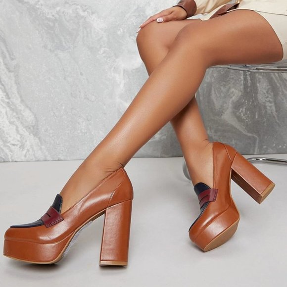 NIB Tan Platform Penny Loafers Chunky Heels - Picture 4 of 4